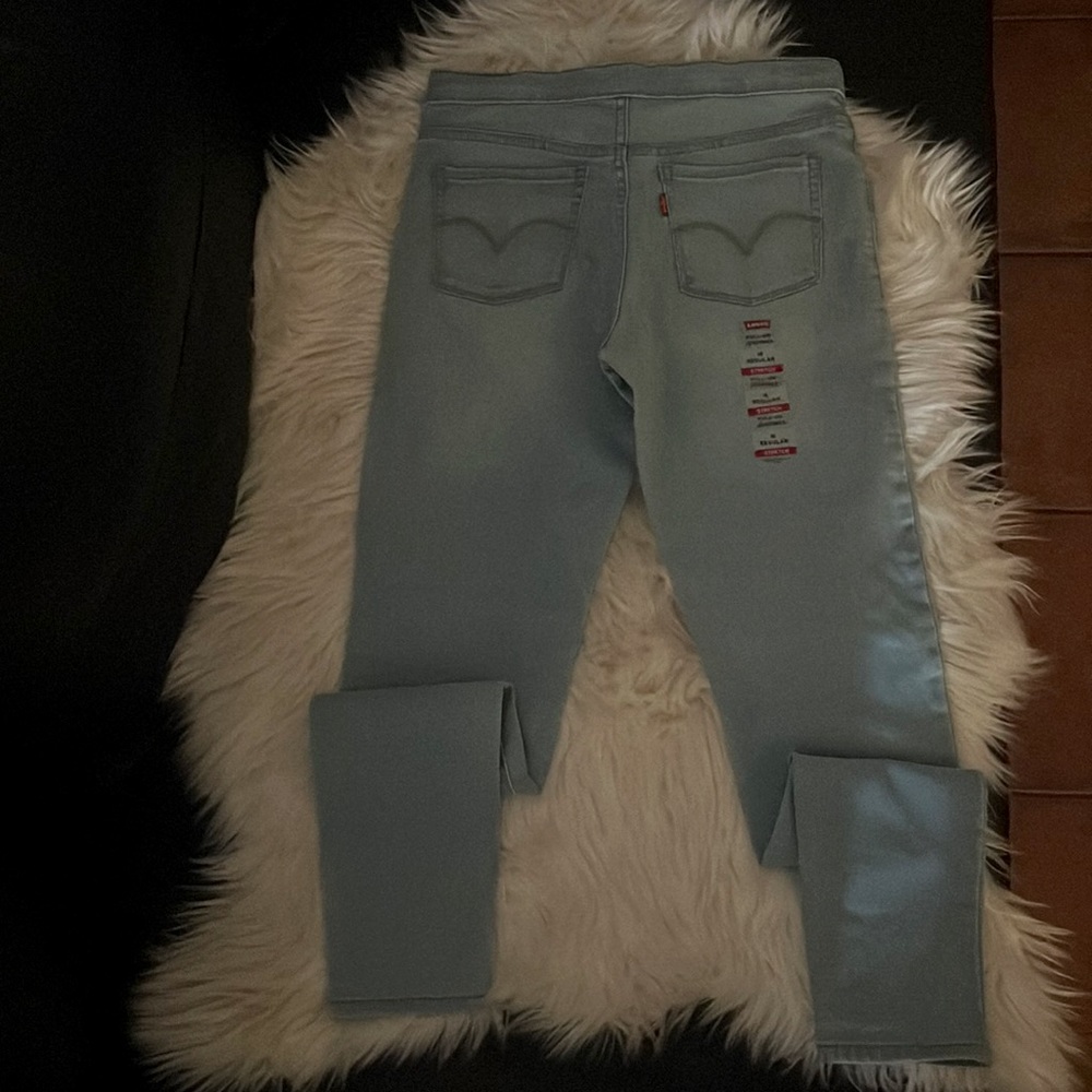 Levi’s Pull On Jeggings